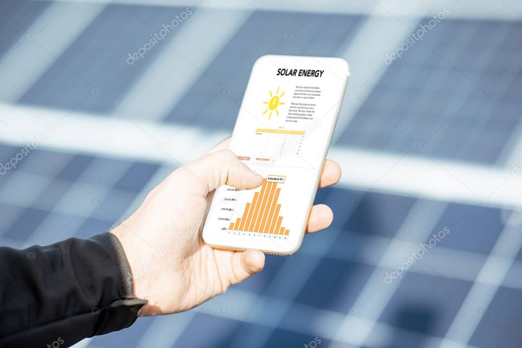 Examinar la producción de la central solar con tableta digital 2023
