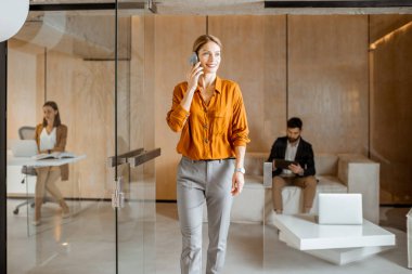 Ofiste yaratıcı işler.