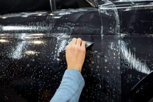 Filming car body at the vehicle service — Stock Fotó