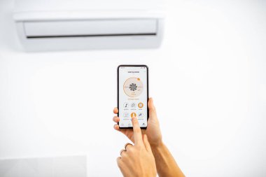 Controlling ventilation with a smart phone at home