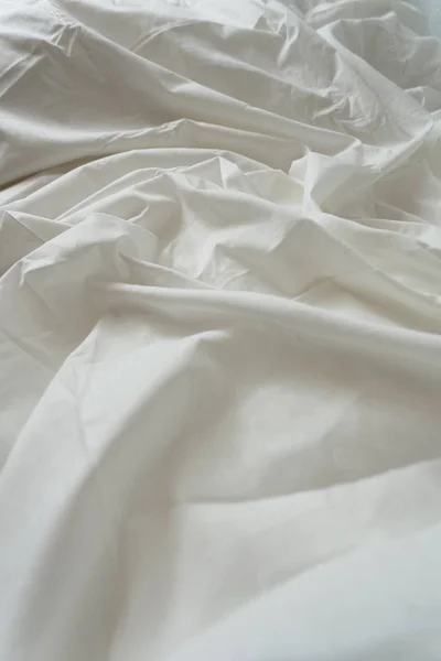 Bedding sheet after night sleep — Stock Photo, Image