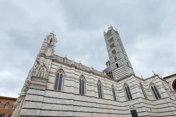 Širokoúhlý Obraz Krásné Gotické Architektury Siena Katedrála Orientační Bod Siena — Stock fotografie