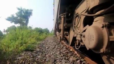 tren sesleri düşük açılı motor görünümü farklı benzersiz beklentiler