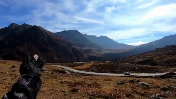 Bike Ridding Himalayan Valley Road Clip Shot Nathula Pass Highway — Stock Video