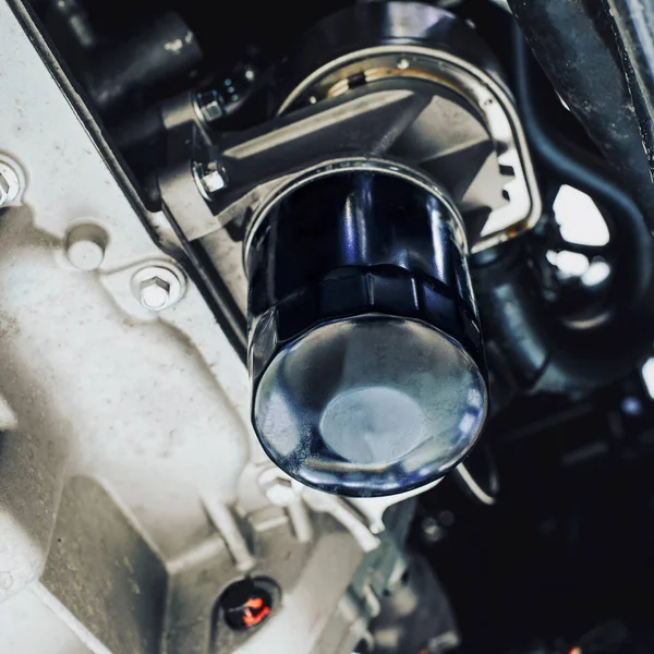 Car oil filter installed — Stock Photo, Image
