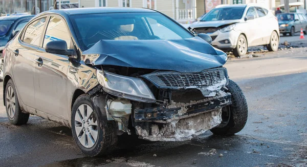 Wypadek samochodowy w płytkiej głębi ostrości — Zdjęcie stockowe