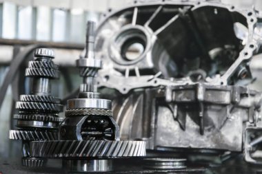 alan sığ derinlikte araba iletim parçaları