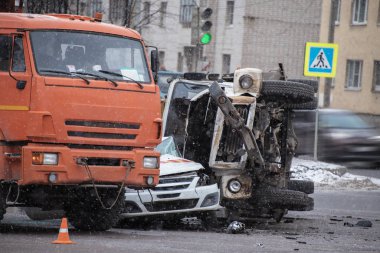 alanın sığ derinlikte trafik kazası