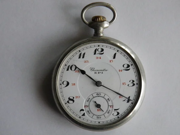 Antique watches no longer show the passage of time