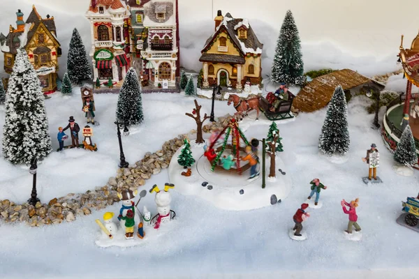 Modello di villaggio in miniatura utilizzato per la decorazione di Natale — Foto Stock