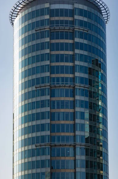 Nahaufnahme eines Bürogebäudes in Brüssel. — Stockfoto