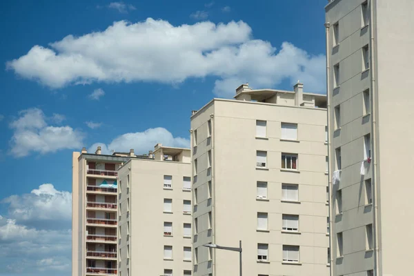 Marsilya 'daki Modern Lüks Apartman Binası Telifsiz Stok Imajlar