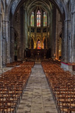 Bourdeaux 'daki Notre Dame Kilisesi' nin içinde.