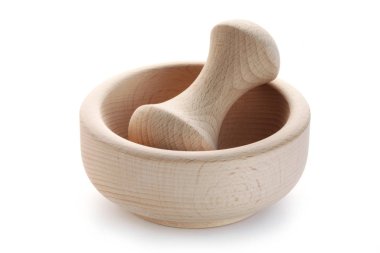 Tahta havan topu beyaz arkaplanda izole edildi