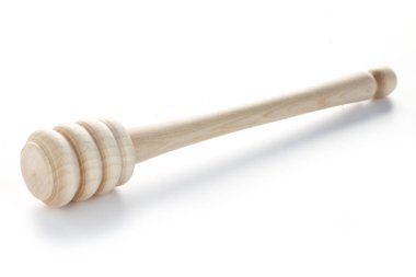 Beyaz arkaplanda bal kaşığı