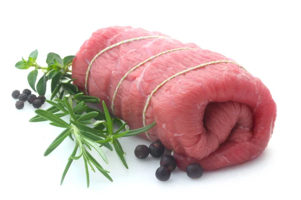 Primer Plano Raw Beef Roulade Aislado Blanco — Foto de Stock