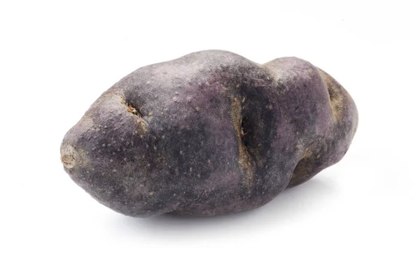 Närbild Bild Vitelotte Potatis Isolerad Vitt — Stockfoto