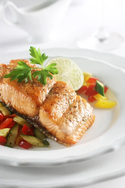 Close Shot Fried Salmon Vegetables — Stock Photo, Image