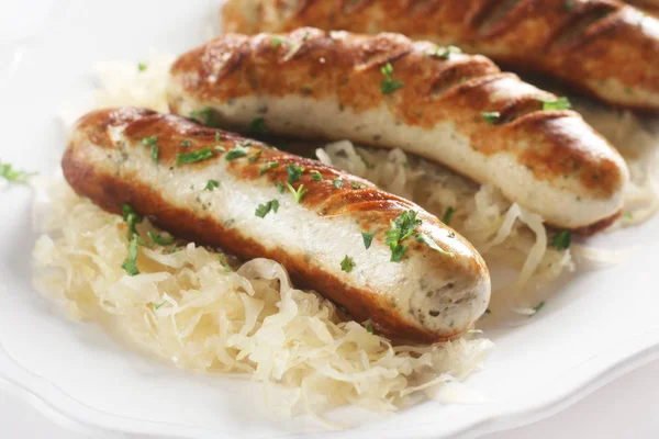 Närbild Bratwurst Sauerkraut White Plate — Stockfoto