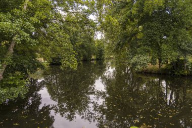 Montresor 'un güzel köyü Loire Vadisi' nde yer alan İndrois nehri ile yıkandı..