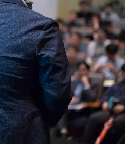 Conference Photo Audience Speaker Giving Speech Seminar Presenter Panel Forum — Stock Photo, Image