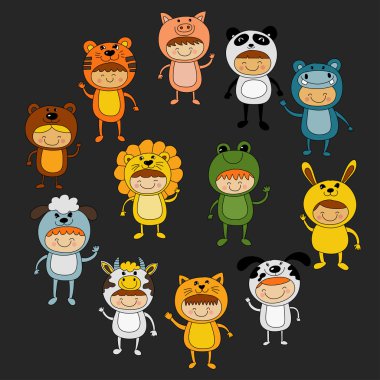 Hayvan kostümleri giyen sevimli çocuklar gösteren resim