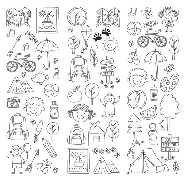 Yaz kampı çocuklar, çocuk oyunları, kamp çocuklar hiking, şarkı, Balık tutma, yürüme, çizim, okul yaz advetures sonra eğleniyor