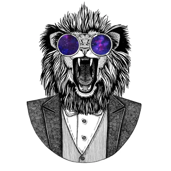 Leão Hipster animal Imagem desenhada à mão para tatuagem, emblema, crachá, logotipo, patch, t-shirt — Fotografia de Stock