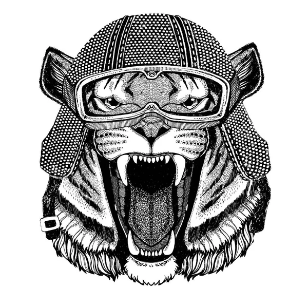 Tigre salvaje con casco de motocicleta vintage Tatuaje, insignia, emblema, logotipo, parche, camiseta —  Fotos de Stock