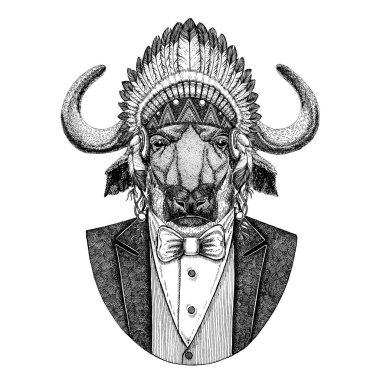 Yama Buffalo, boğa, öküz vahşi hayvan giyen inidan şapka, dövme, t-shirt, amblem, rozet, logo, tüyler el çekilmiş görüntüsü ile baş elbise