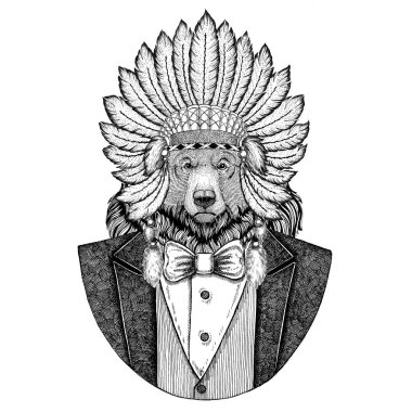 Kuzey Amerika boz ayısı büyük vahşi ayı vahşi hayvan giyen inidan şapka, kafa tüyleriyle el çizilmiş resim dövme, t-shirt, amblem, rozet, logo, yama için giysi.