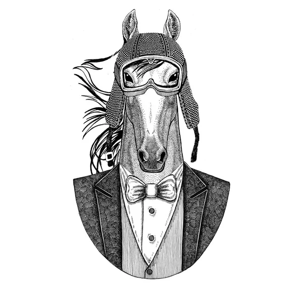 Caballo, hoss, caballero, corcel, courser Chaqueta con pajarita y casco de motociclista o casco de aviador. Motociclista elegante, motociclista, aviador. Imagen para tatuaje, camiseta, emblema, placa, logotipo, parche —  Fotos de Stock