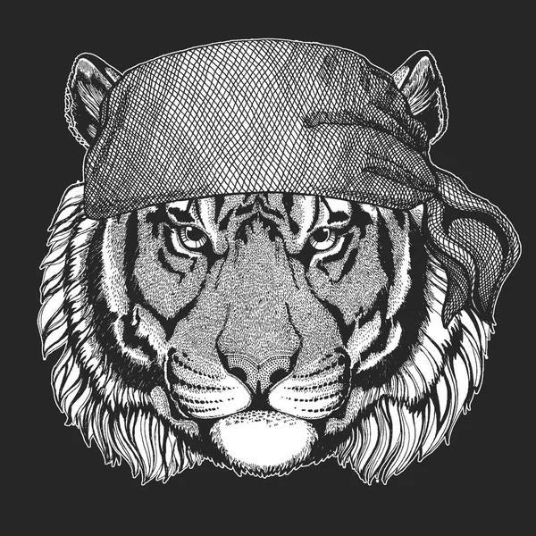 Wild tiger Cool pirate, seaman, seawolf, sailor, biker animal for tattoo, t-shirt, emblem, badge, logo, patch. Image with motorcycle bandana — Stock Vector