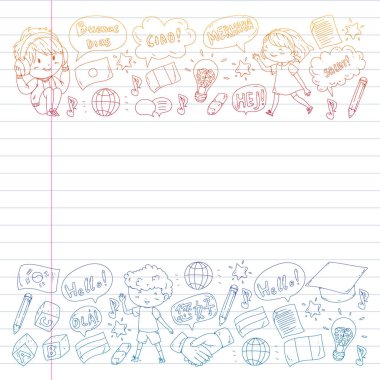 Dil sınıfı için Hello Vektör desenli diyalog bulutları, çevrimiçi kurslar. İngilizce, Arapça, İtalyanca, Japonca, İspanyolca, Çince, Almanca.