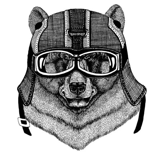 Oso negro Animal con casco de moto. Imagen para la ropa de los niños del jardín de infantes, niños. Camiseta, tatuaje, emblema, insignia, logotipo, parche — Archivo Imágenes Vectoriales