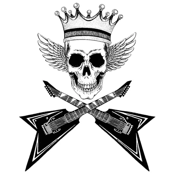 Διάνυσμα κρανίου με φτερά στο στέμμα με κιθάρες. Λογότυπο για πουκάμισο, μουσική αφίσα — Διανυσματικό Αρχείο