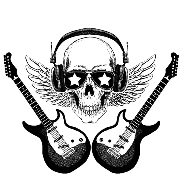 Calavera vectorial en auriculares con guitarras. Logo para camisa, escuela en línea musical, internet education, tattoo, poster . — Archivo Imágenes Vectoriales