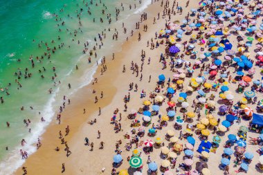 Rio de Janeiro, Brezilya Yazın Copacabana Sahili 'nin Hava Görüntüsü 
