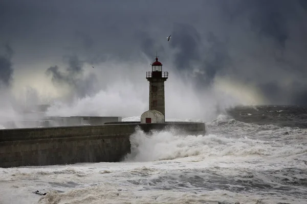 Tormenta Desembocadura Del Río Duero Oporto Cielo Mejorado —  Fotos de Stock