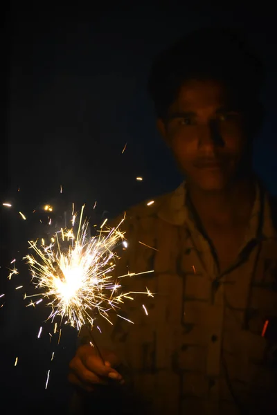 Madhya Pradesh Indie Listopada 2019 Man Hand Holding Burning Sparkler — Zdjęcie stockowe