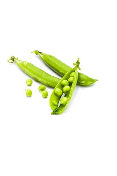 Verse Groene Erwten Geïsoleerd Witte Achtergrond — Stockfoto