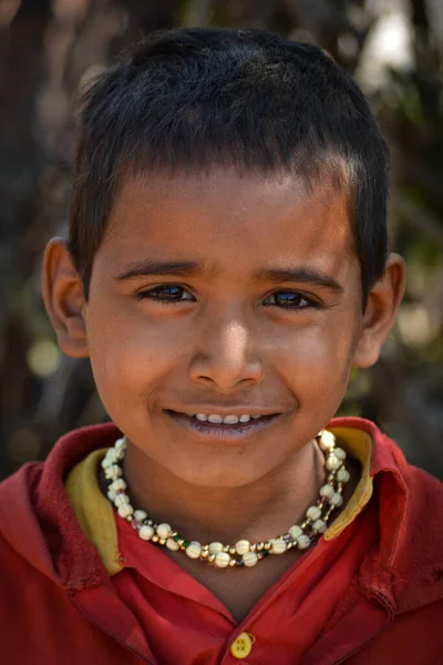 Tikamgarh Madhya Pradesh India Febrero 2020 Niño Indio Identificado Mirando — Foto de Stock