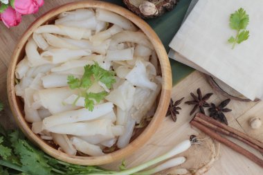 Şehriye rulo çorbası ile pork, Çin yemeği