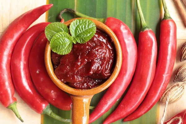 Koreanska röd paprika gochujang för matlagning — Stockfoto