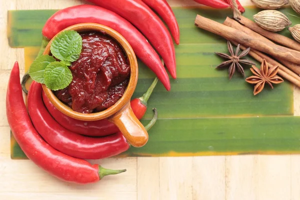 Koreanska röd paprika gochujang för matlagning — Stockfoto