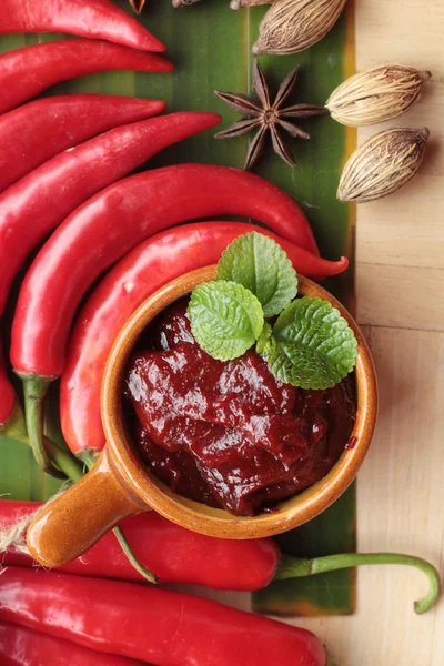 Koreanska röd paprika gochujang för matlagning — Stockfoto