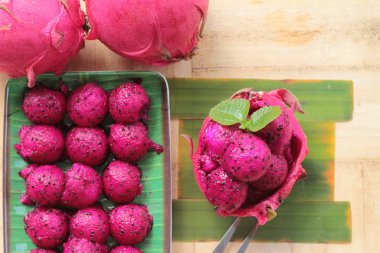 Taze dragon meyve ile Kepçe küre organik