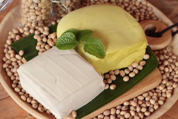 Tofu yemek ve soya tohumu için — Stok fotoğraf