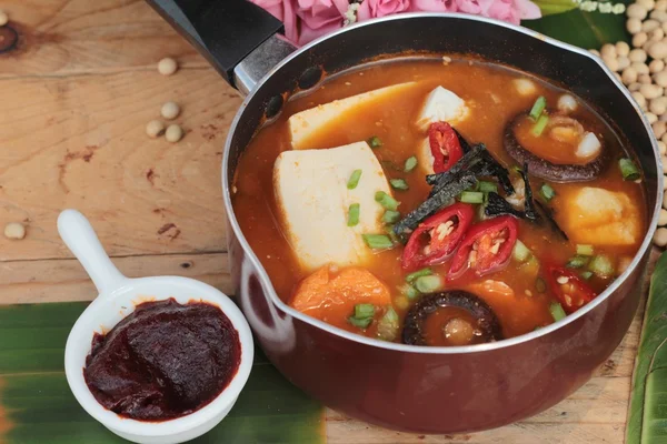 Sopa kimchi tofu coreano tradicional é delicioso — Fotografia de Stock