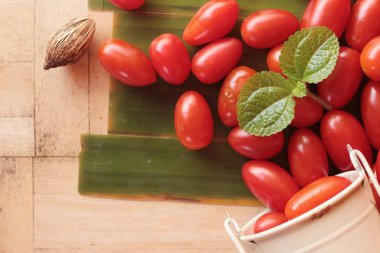 Armut kiraz domates mi organik sağlıklı gıda